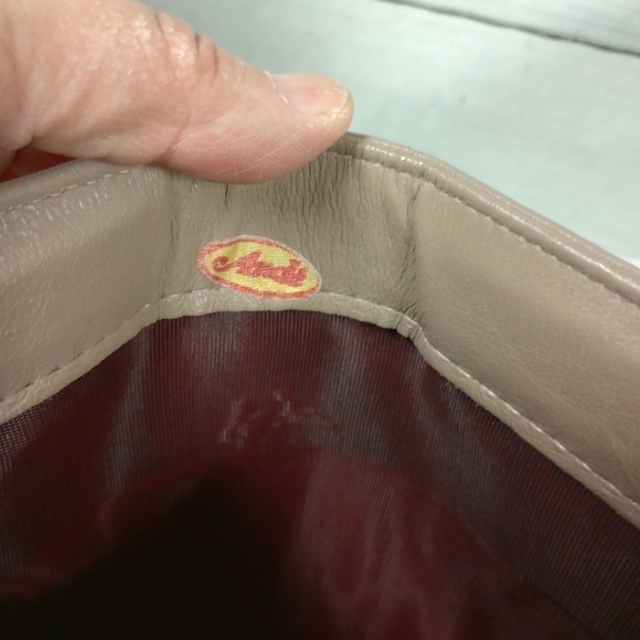 Ande Vintage Leather Evening Bag/Purse w Chain Strap. Leather Minimalist Clutch - Picture 8 of 12